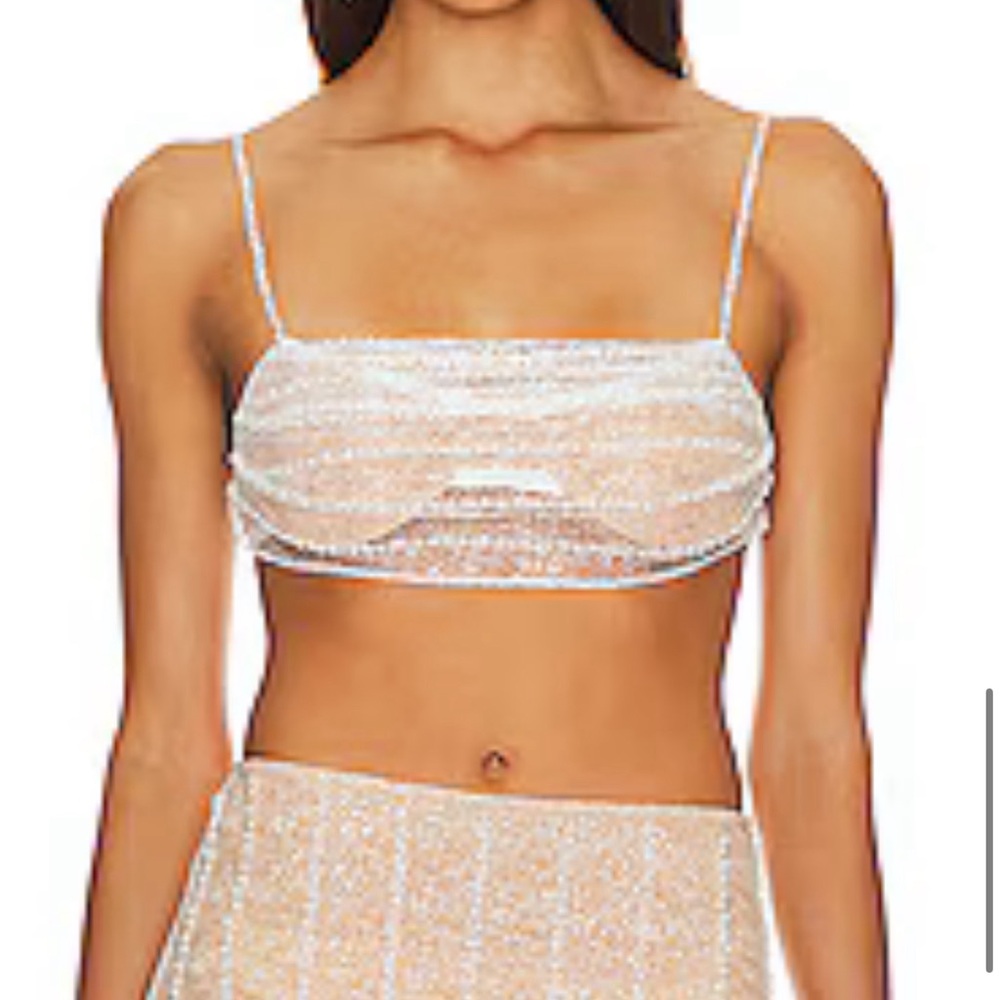 Carlton Crop Top
Camila Coelho

Color: White
Size: XXS